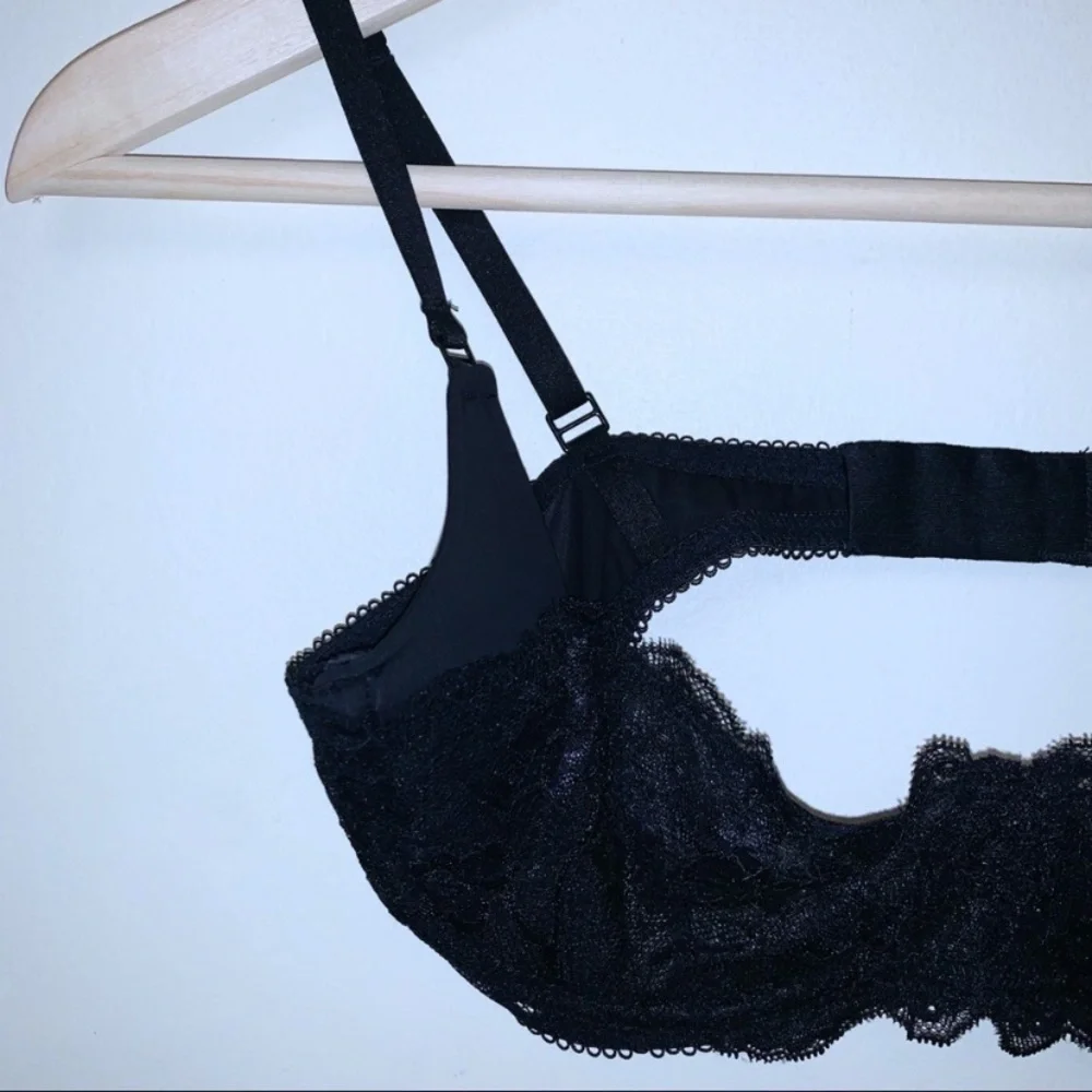 NWOT Boutique Brand Black Lace Bra - Picture 3 of 7